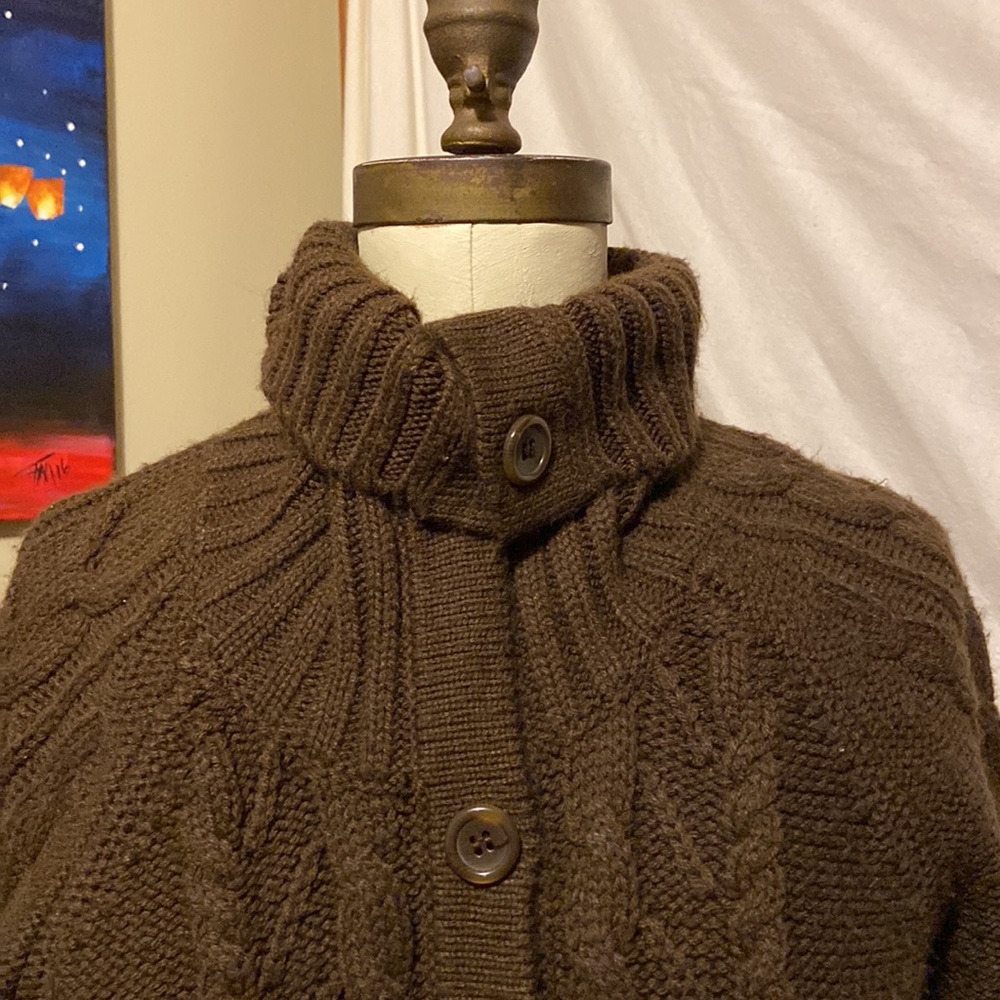 Sweater - Picture 4 of 11